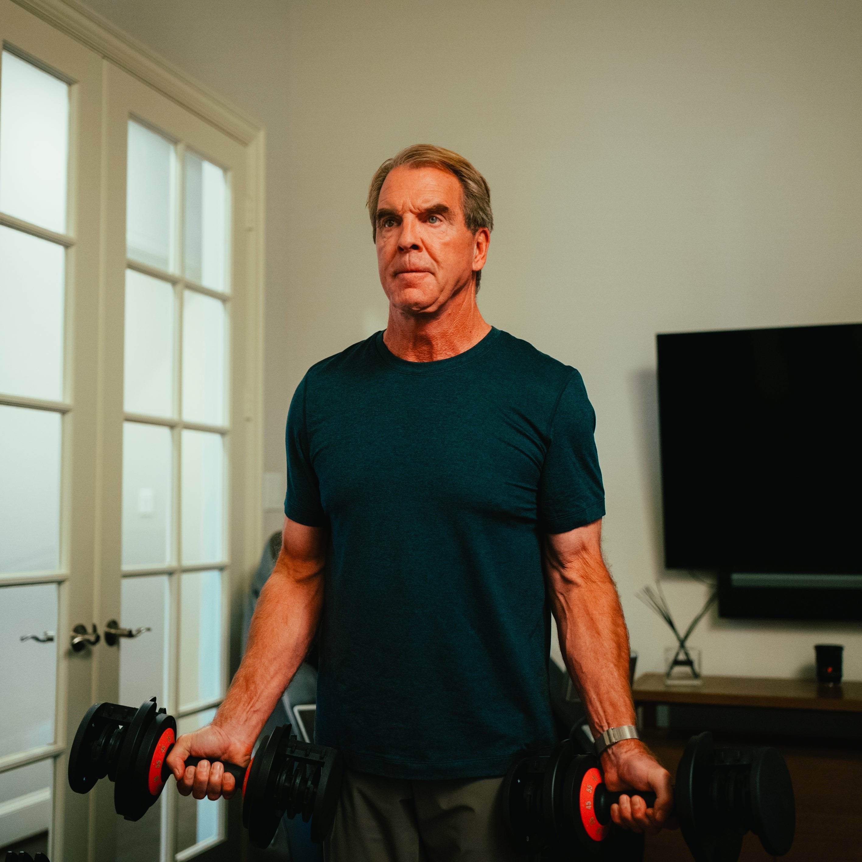 Age Gracefully and Live Fully: The Power of Weight and Cardio Training for Older Adults