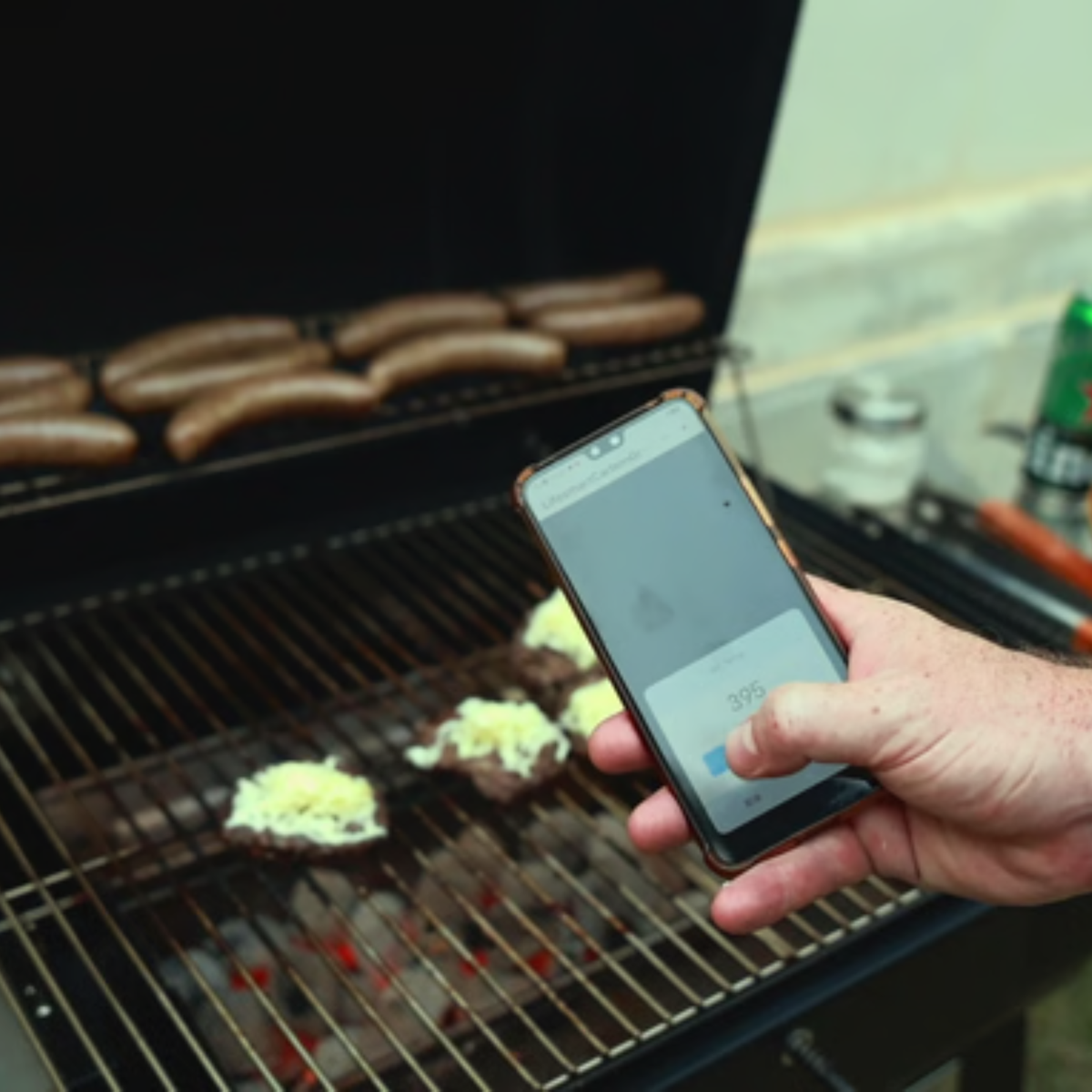 Lifesmart WiFi Temperature Control Charcoal Smart Grill
