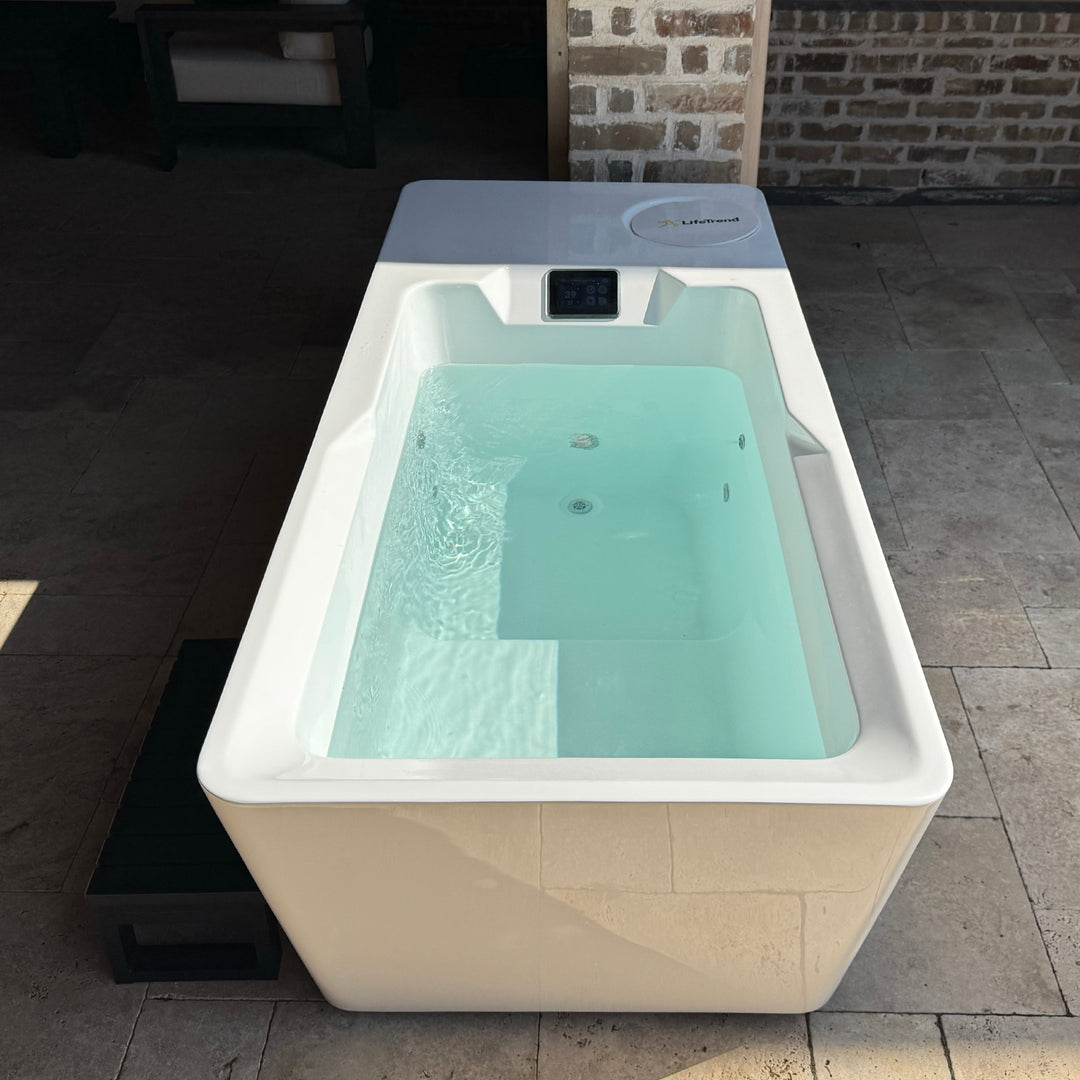 Solidtude cold and hot tub outside in someone's backyard
