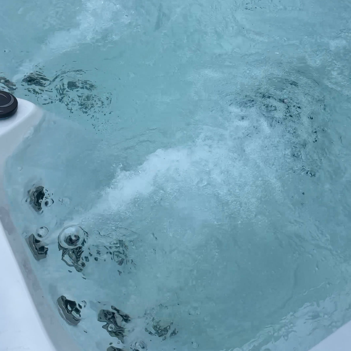 LIFETREND Sierra 3 Person Hot Tub & Cold Plunge Combo — photo 10
